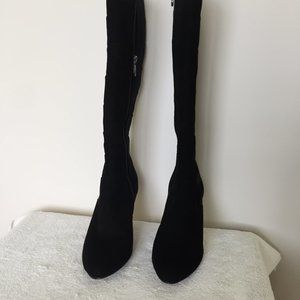 Adrienne Vittadini Suede Boots